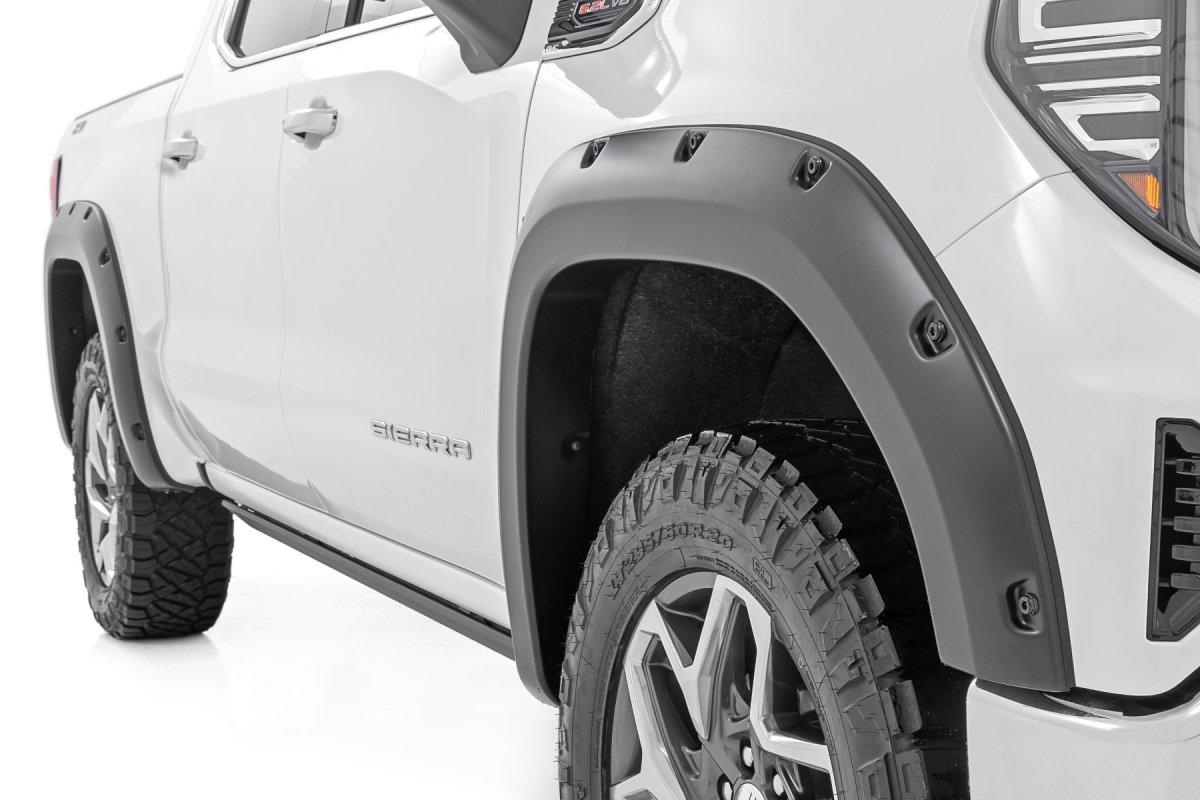 GMC Sierra 1500 Pocket Fender Flares - Rough Country - Simulated Riveted Look - Flat Black - '19-'25